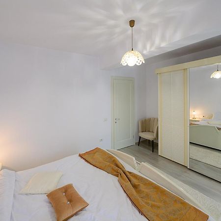 Apartament Laur Gura Humorului Eksteriør bilde